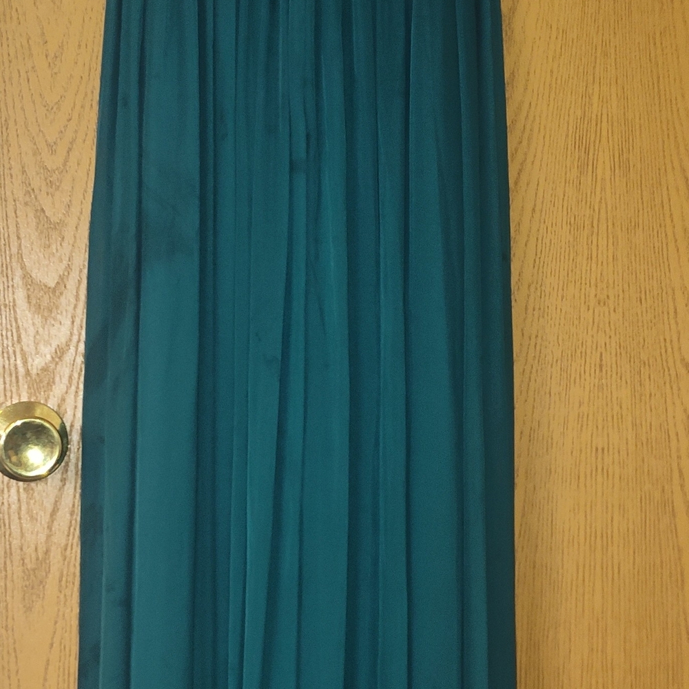 Elegant Teal Pleated Skirt